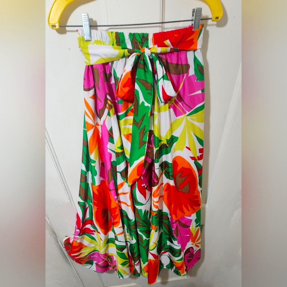 Floral Multicolor Women's Maxi Skirt w/Tie Lined - Size M